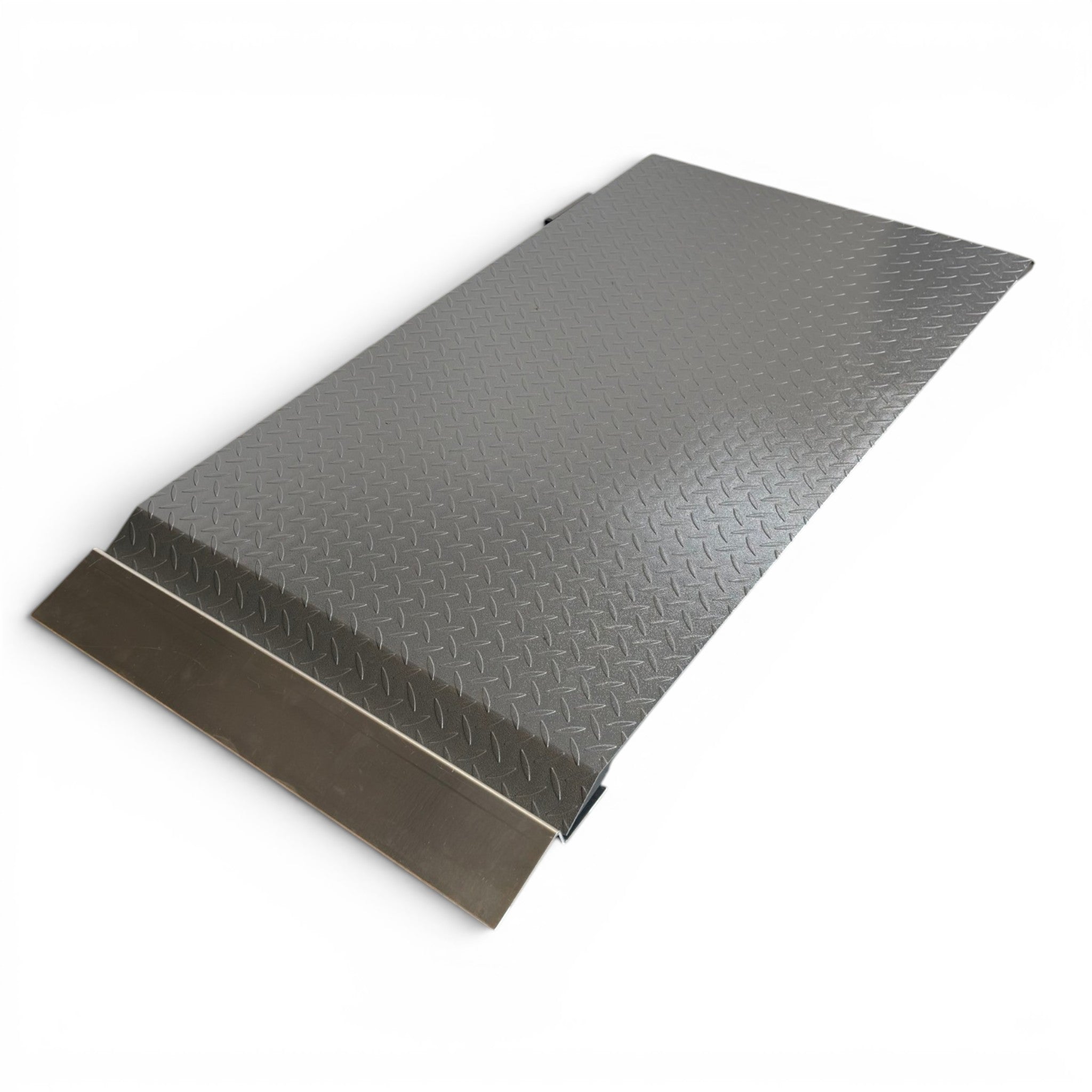 S1000 industrial floor scale main view rugged steel tread plate 59x30 inch platform with ramped ends 2000 lb capacity